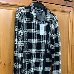 Long sleeve, side offset zippered cardigan.